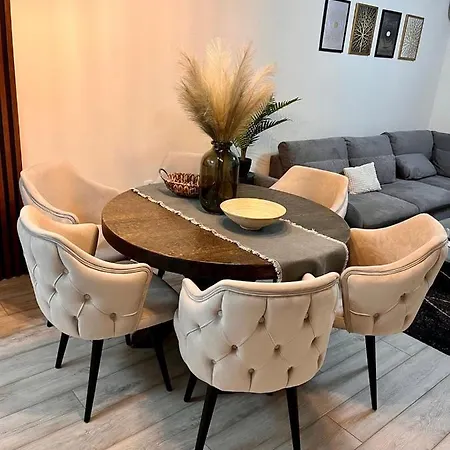 Apartment Апартамент Марица Център *